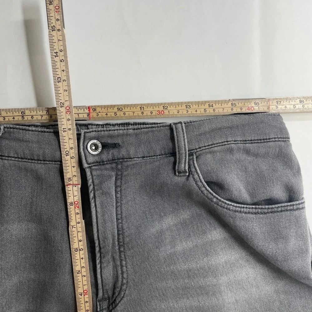 Uniqlo Slim Tapered Jeans Men XL Gray Low Rise Drawstring Everyday Stretch Denim